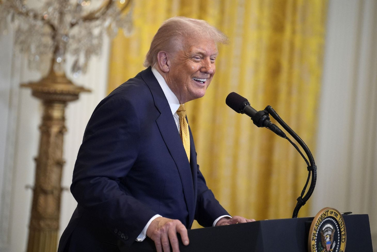 ▲도널드 트럼프 미국 대통령이 22일(현지시간) 백악관 이스트룸에서 열린 공화당 의원 리셉션에서 연설 도중 활짝 웃고 있다.  (워싱턴D.C./UPI연합뉴스 )