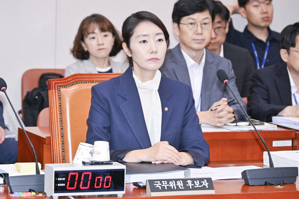 ▲강선우 여성가족부 장관 후보자가 14일 서울 여의도 국회 여성가족위원회에서 열린 인사청문회에 참석해 있다. (조현호 기자 hyunho@)