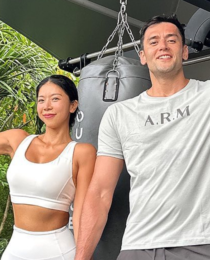 ▲제이제이(왼)-줄리엔강 부부. (출처=제이제이SNS)