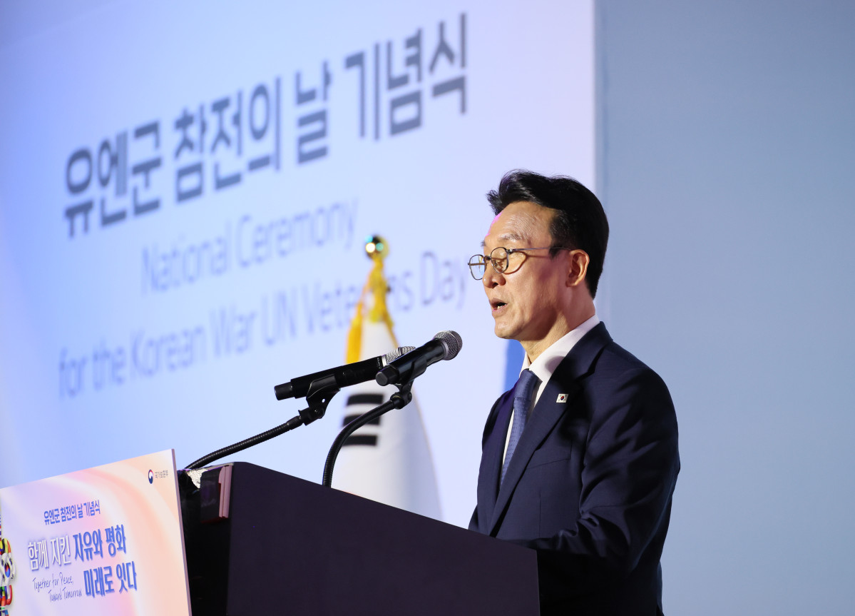 ▲<YONHAP PHOTO-2038> 기념사 하는 김민석 국무총리    (고양=연합뉴스) 이정훈 기자 = 김민석 국무총리가 27일 경기도 고양시 킨텍스에서 열린 유엔군 참전의 날 기념식에서 기념사를 하고 있다. 2025.7.27    uwg806@yna.co.kr/2025-07-27 10:45:23/<저작권자 ⓒ 1980-2025 ㈜연합뉴스. 무단 전재 재배포 금지, AI 학습 및 활용 금지>