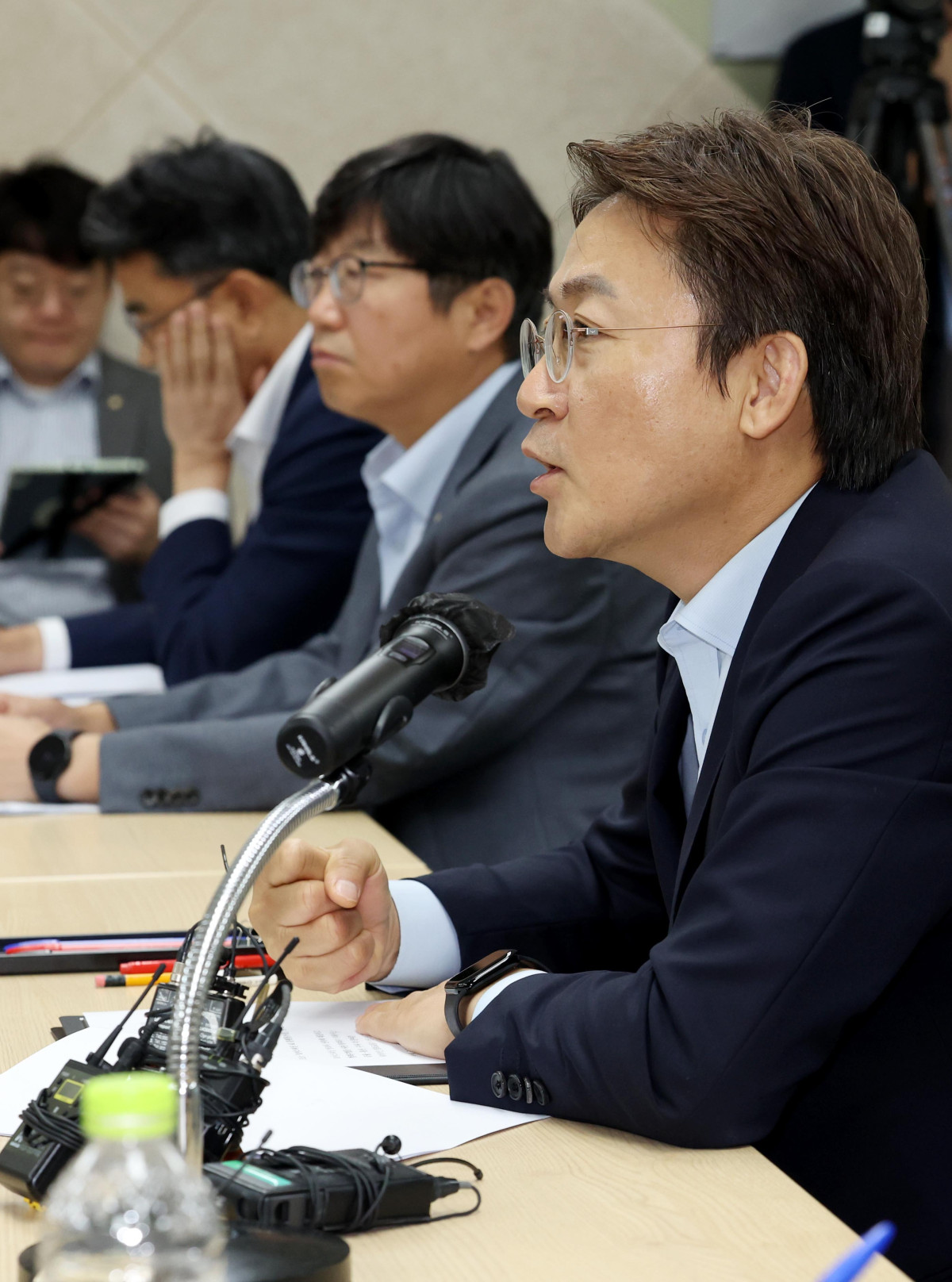 ▲권대영 금융위원회 부위원장이 28일 서울 여의도 금융보안원에서 열린 ‘보이스피싱 근절을 위한 현장간담회’에서 모두발언을 하고 있다. 신태현 기자 holjjak@