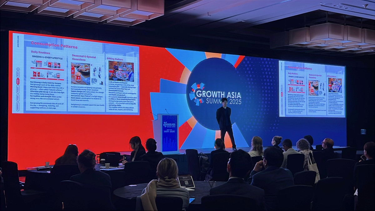 ▲KGC인삼공사가 Growth Asia Summit 2025에서 정관장 홍삼 우수성 발표하는 모습. (사진제공=KGC인삼공사)