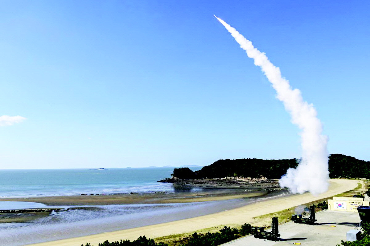 ▲LIG넥스원이 천궁II 요격시험발사를 실시하고 있다. (LIG넥스원)