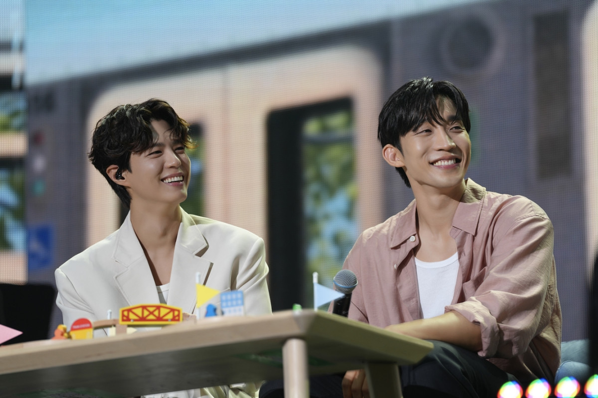 ▲(사진제공=더블랙레이블)