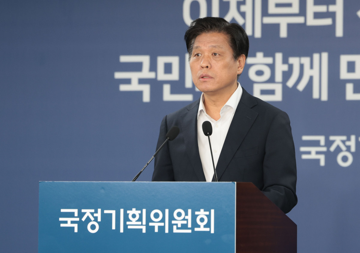 ▲조승래 국정기획위원회 대변인이 18일 서울 종로구 정부서울청사 창성동 별관에서 정례 브리핑을 하고 있다. (사진=연합뉴스)