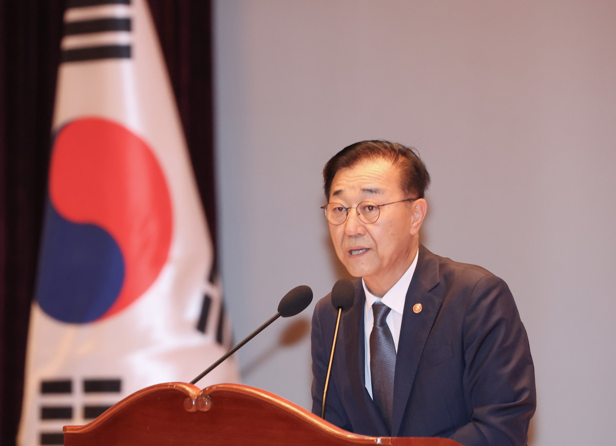 ▲김윤덕 신임 국토교통부 장관이 31일 정부세종청사 대강당에서 열린 취임식에서 취임사를 하고 있다. (연합뉴스)