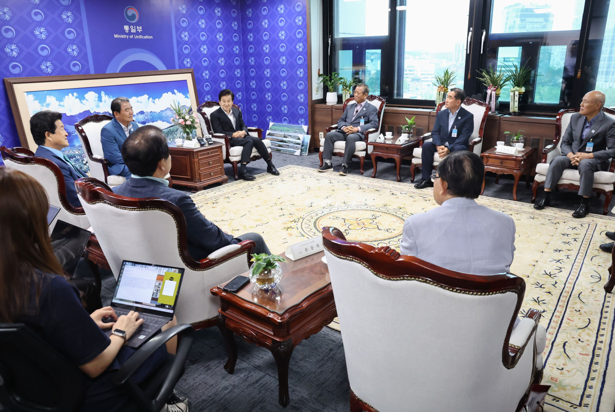 <b>정동영</b> "<b>개성공단</b>, 다시 열자… 폐쇄 책임은 정부에"