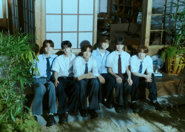 ▲투어스 일본 데뷔 싱글 첫 번째 오피셜포토(사진제공=플레디스)