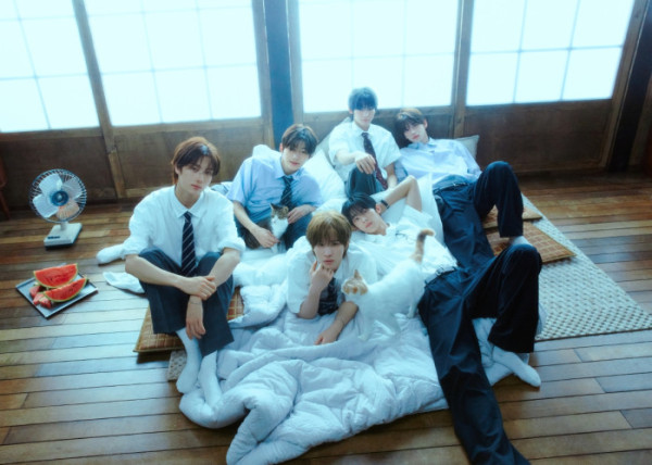 ▲투어스 일본 데뷔 싱글 첫 번째 오피셜포토(사진제공=플레디스)