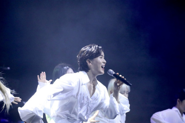▲신유 단독 콘서트(사진 = 엔트로엔터테인먼트 제공)