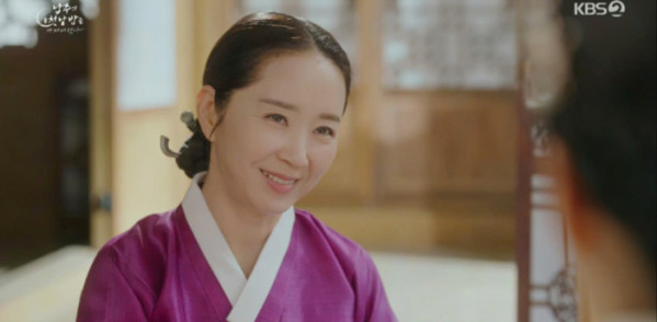 ▲‘남주의 첫날밤을 가져버렸다’ 윤유선(사진제공= KBS 2TV )