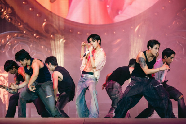 ▲방탄소년단 제이홉이 '롤라팔루자 베를린' 헤드라이너로 출연했다.(사진제공=빅히트뮤직)