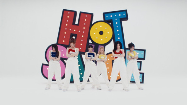 ▲베이비몬스터 'HOT SAUCE' 뮤비 세트 퍼포먼스(사진제공=YG엔터테인먼트)