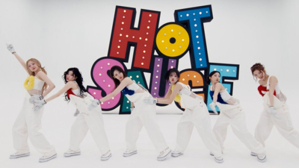 ▲베이비몬스터 'HOT SAUCE' 뮤비 세트 퍼포먼스(사진제공=YG엔터테인먼트)