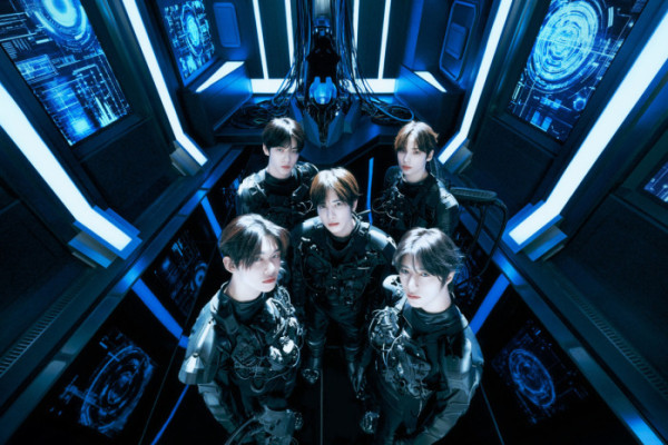 ▲투모로우바이투게더 콘셉트 포토(사진제공=빅히트뮤직)