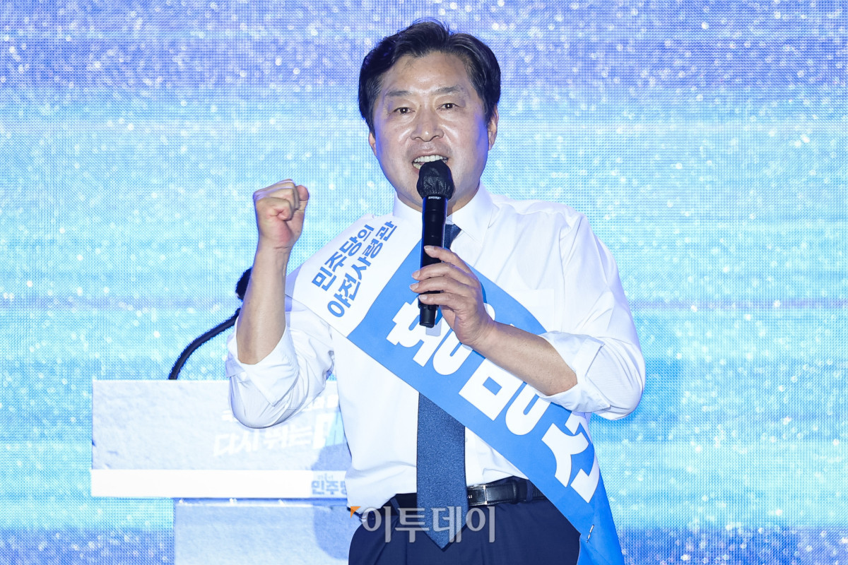 ▲황명선 더불어민주당 최고위원 후보가 2일 경기 고양시 킨텍스에서 열린 제2차 임시전국당원대회에서 정견발표를 하고 있다. 조현호 기자 hyunho@