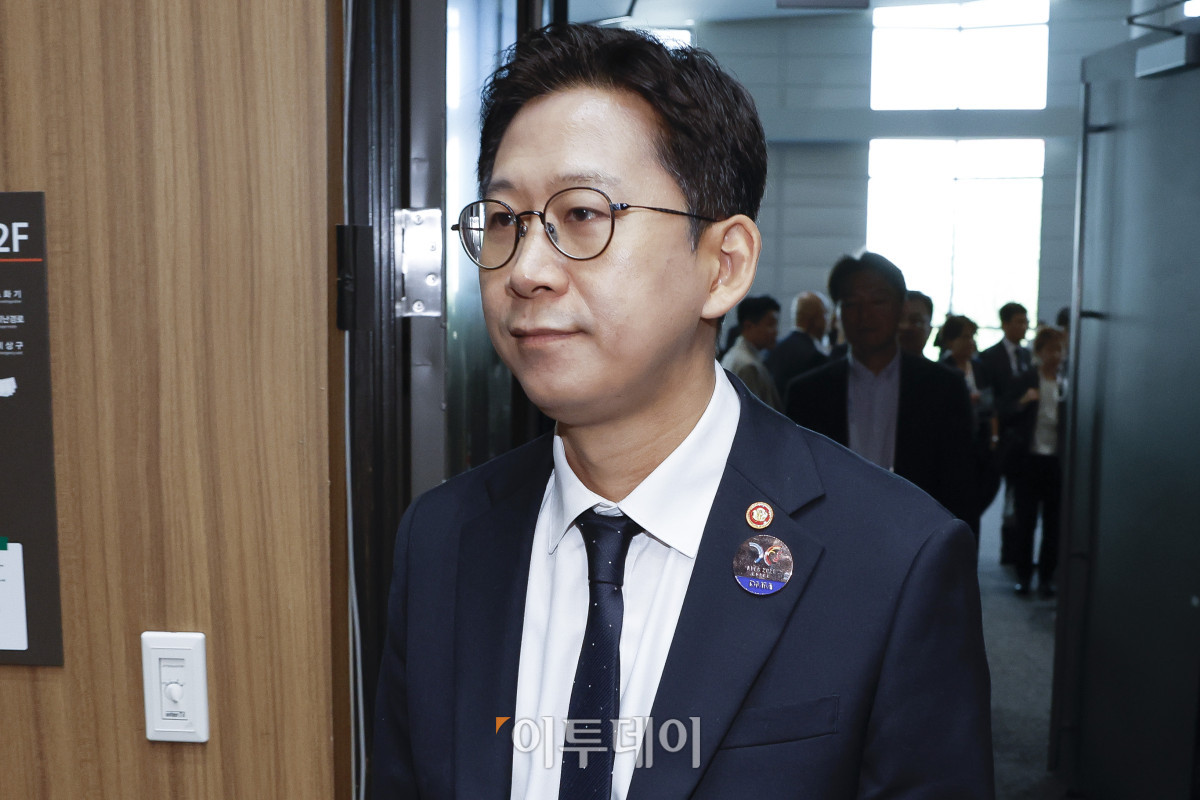 ▲배경훈 과학기술정보통신부 장관이 4일 인천 연수구 송도 컨벤시아에서 열린 APEC 디지털·AI 장관회의에 참석하고 있다. 조현호 기자 hyunho@