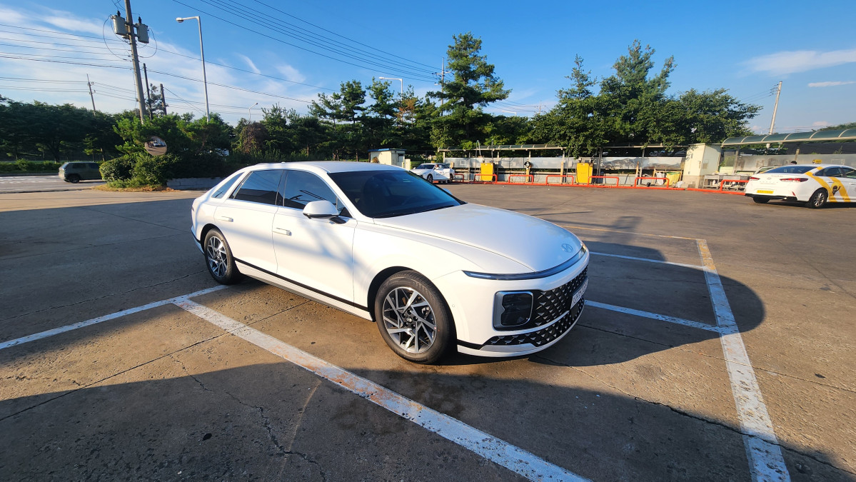 ▲현대자동차의 그랜저 LPG 전면부. 김채빈 기자 chaebi@