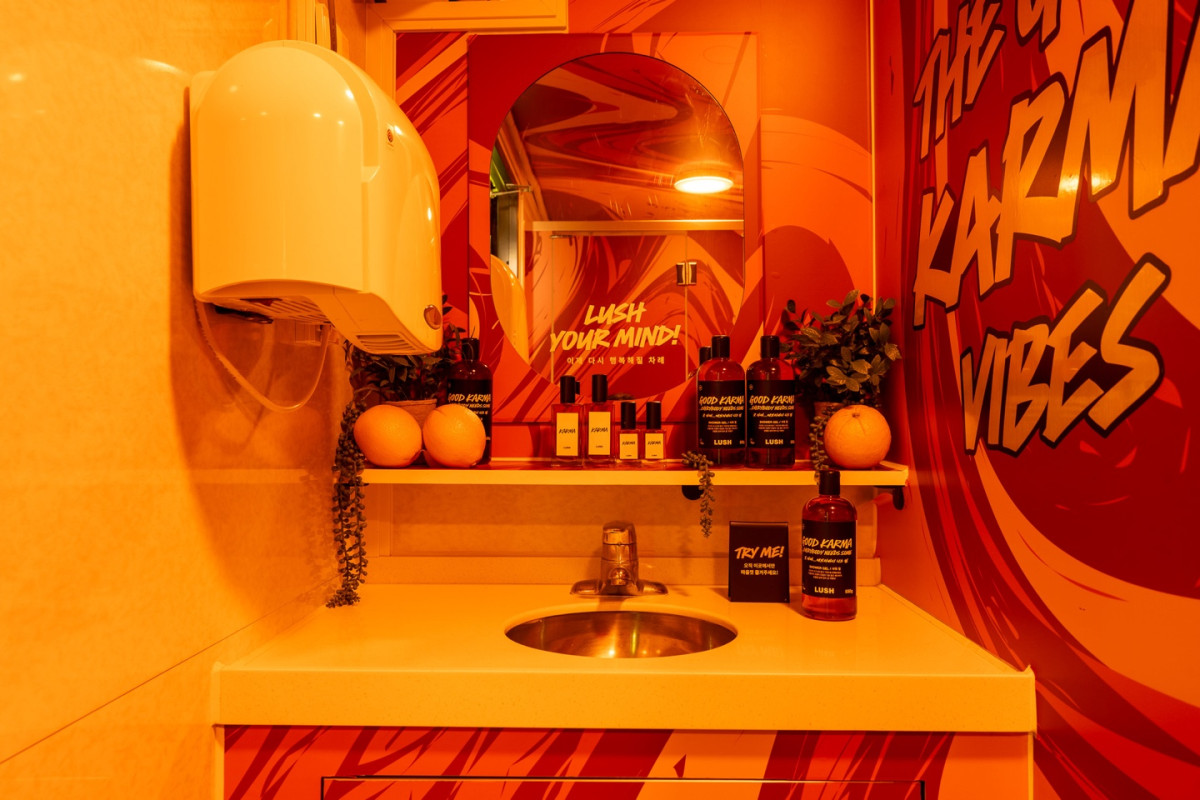 ▲‘프레쉬 워시룸’ 내부 전경 (사진제공=러쉬코리아)