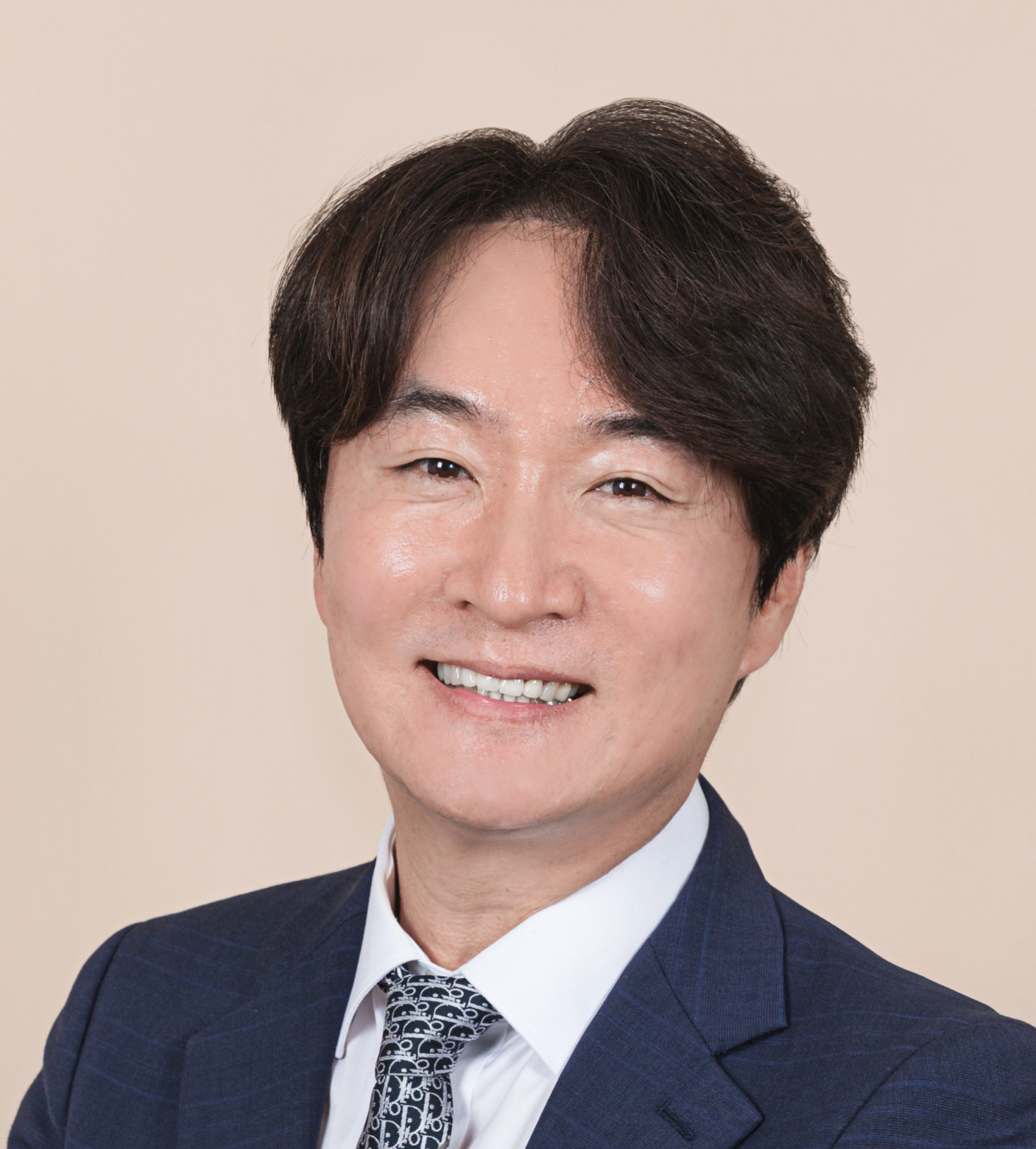 ▲서원석 경희대 호텔관광대 학장·한국관광학회장·(사)복합리조트관광연구소장(이투데이 자문위원)