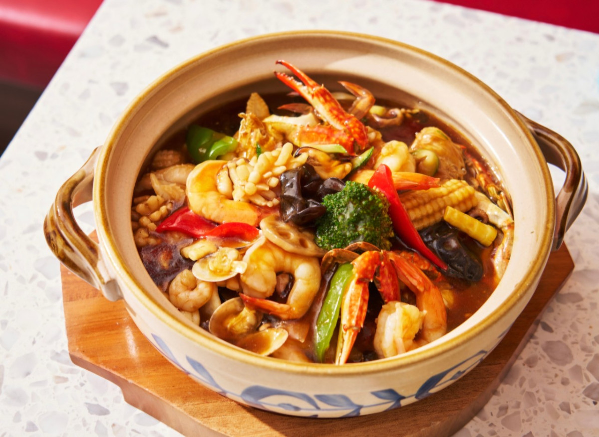 (출처=네이버플레이스 '홍춘' 캡처)