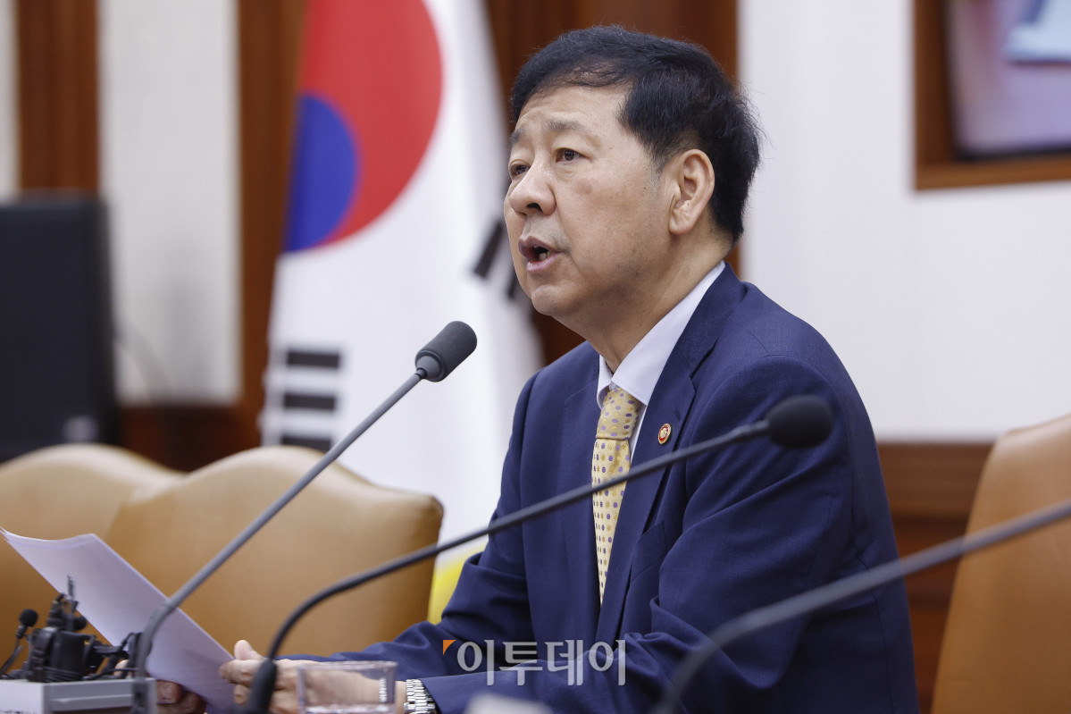 ▲구윤철 경제부총리 겸 기획재정부 장관이 7일 서울 종로구 정부서울청사에서 열린 경제관계장관회의에서 모두발언을 하고 있다. 조현호 기자 hyunho@