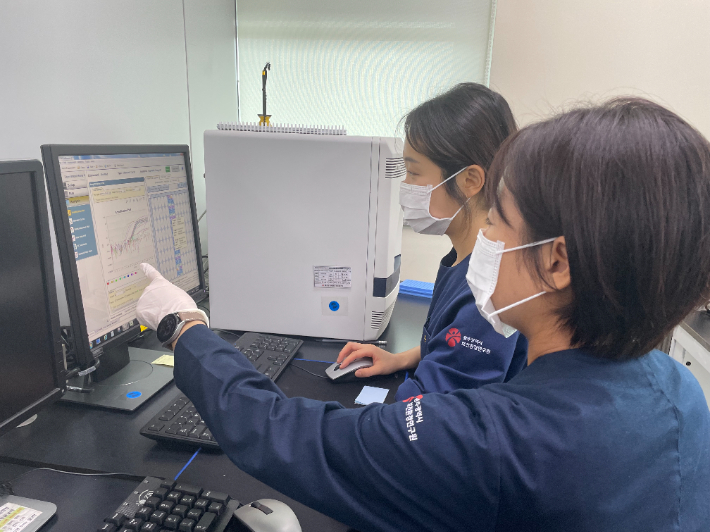 ▲광주광역시보건환경연구원은 질병관리청과 표본감시 사업을 통해 광주지역 협력 의료기관 7개소에 내원 또는 입원한 엔테로바이러스 감염증(수족구병 등) 의심 환자의 검체를 분석하고 있다. (사진제공=광주시보건환경연구원)