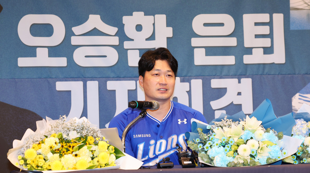 ▲프로야구 삼성 라이온즈 투수 오승환이 7일 인천 연수구 오라카이 송도파크 호텔에서 은퇴 기자회견을 하고 있다. (연합뉴스)