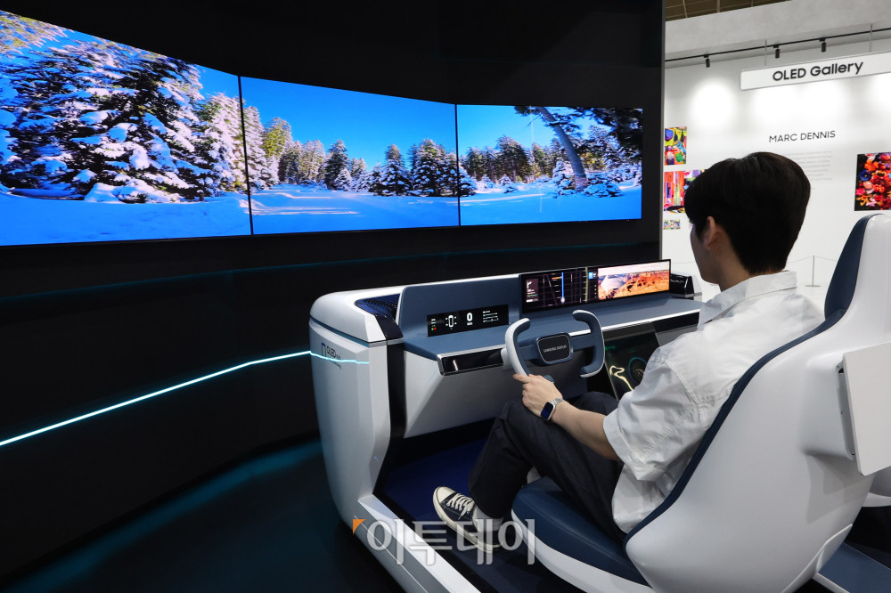 ▲사진은 7~9일 열린 K-Display 2025 한국디스플레이산업전시회의 모습으로 기사의 특정 내용과 관련 없음. 고이란 기자 photoeran@