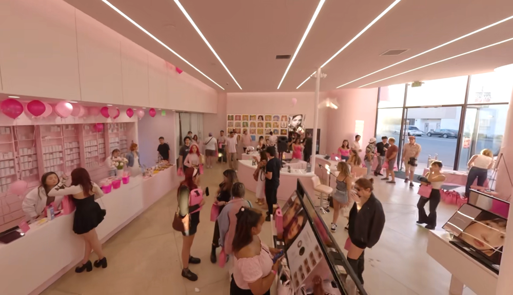 ▲하파크리스틴 'LA 플래그십 스토어' 그랜드 오프닝 핑크 파티 모습 (사진제공=피피비스튜디오스)
