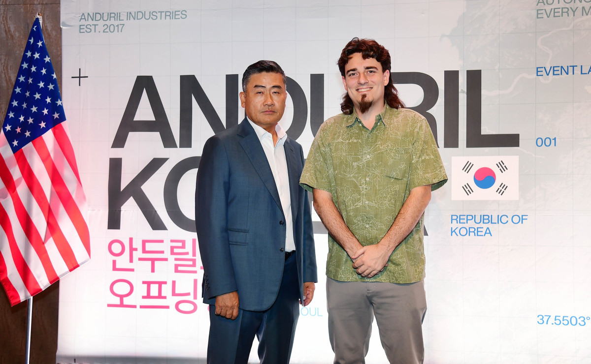 ▲존 킴 안두릴코리아 대표와 팔머 럭키 안두릴 창립자 (사진제공=안두릴)