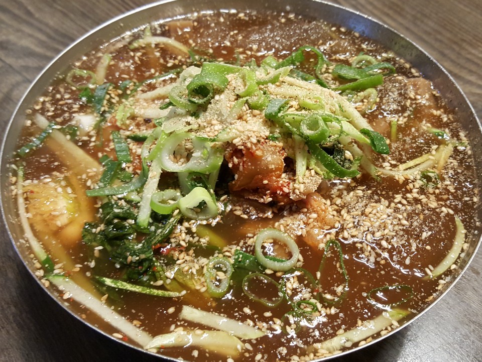 (출처=네이버플레이스 '할머니묵집' 캡처)