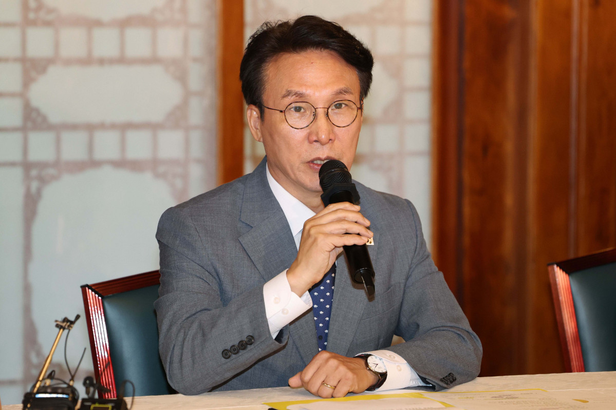 ▲김민석 국무총리가 10일 서울 종로구 총리공관에서 열린 고위당정협의회에서 발언하고 있다. 신태현 기자 holjjak@