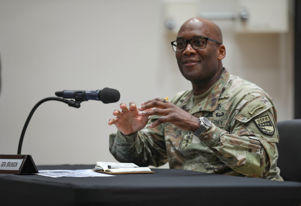 ▲제이비어 브런슨 주한미군사령관이 8일 경기 평택시 캠프 험프리스에서 기자간담회를 하고 있다. (연합뉴스)