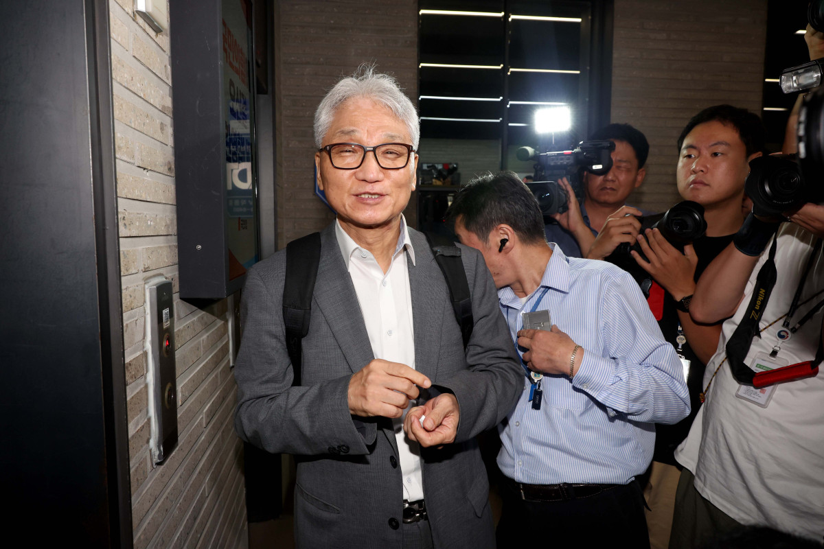 ▲여상원 국민의힘 중앙윤리위원회 위원장이 11일 서울 여의도 국민의힘 중앙당사에서 전당대회 합동연설회를 방해한 전한길 씨의 징계 절차 논의를 위해 열린 회의에 참석하고 있다. 신태현 기자 holjjak@