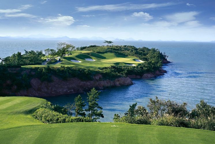 ▲BS그룹 파인비치는 2010년 개장 이후 국내 10대 코스에 꾸준히 이름을 올리고 있는 골프장. (사진제공=BS그룹)