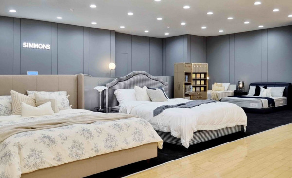 ▲‘시몬스 현대백화점 미아점’.  (사진제공=시몬스 )