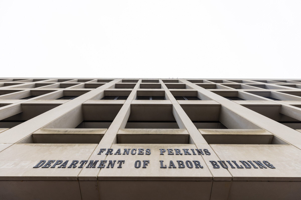 ▲미국 워싱턴 D.C. 노동부 건물이 보인다. 워싱턴D.C./EPA연합뉴스