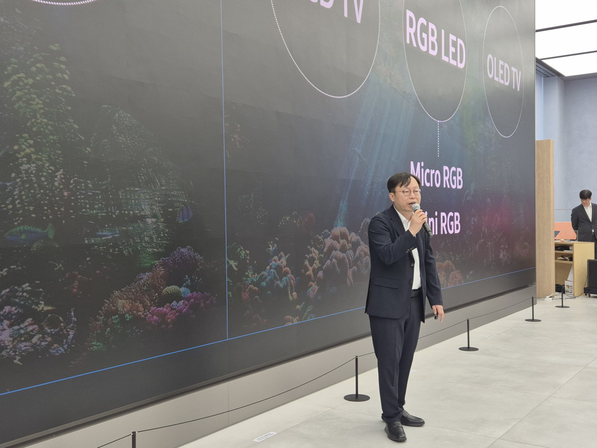 ▲이종포 삼성전자 영상디스플레이사업부 개발팀 상무가 12일 서울 서초구 삼성 강남에서 열린 ‘마이크로 RGB TV’ 미디어 브리핑에서 발표하고 있다. (박민웅 기자 pmw7001@)