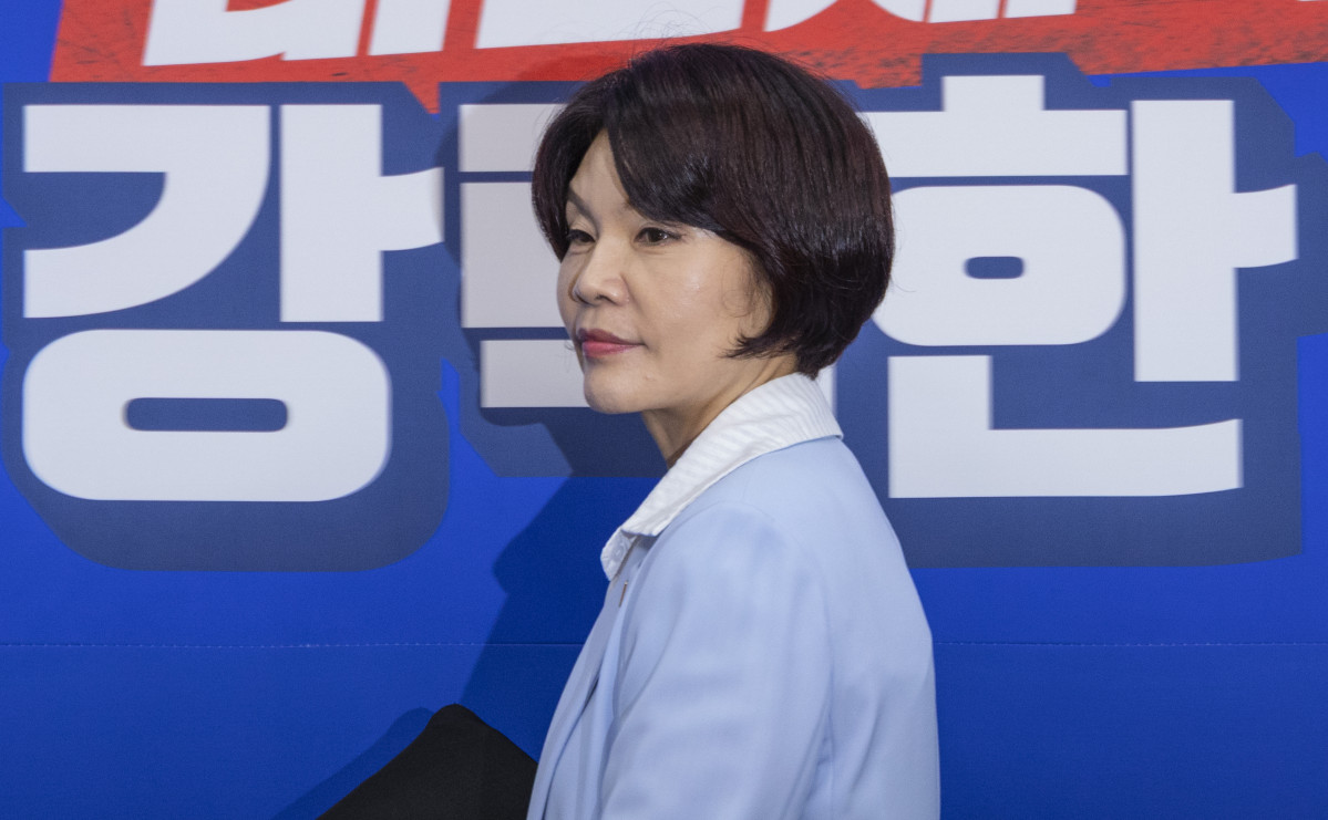 ▲더불어민주당 한정애 정책위의장이 13일 국회에서 열린 최고위원회에 입장하고 있다. (사진=연합뉴스)