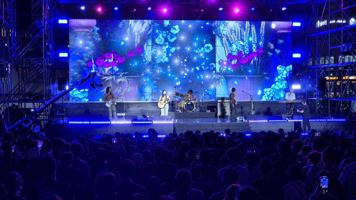 ▲K콘텐츠 페스티벌3 유다빈밴드이 공연하는 모습. (경기아트센터)