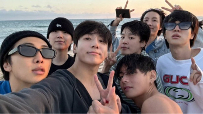 (출처=위버스 캡처)