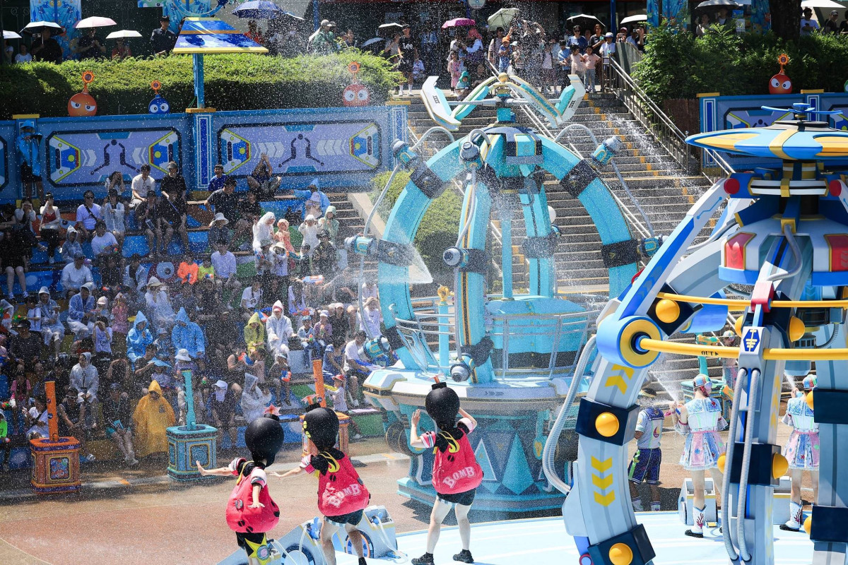 ▲에버랜드가 여름 막바지 '늦캉스'를 계획중인 고객들을 위해 청량한 여름 콘텐츠와 함께투파크(2 Park) 이벤트, 야간권, 늦캉스 초청 등 실속 이벤트들을 다양하게 마련했다. (사진제공=삼성물산 리조트부문)