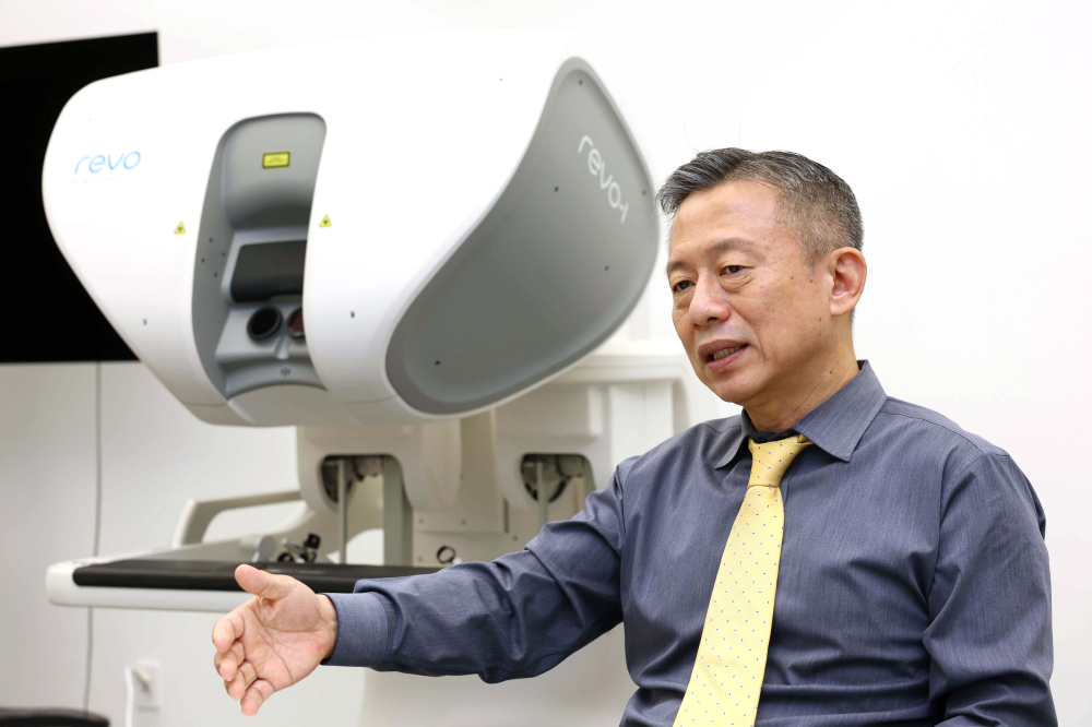 ▲이호근 미래컴퍼니 수술로봇 사업부문장(전무)은 "레보아이의 장점을 가격, 사용자 중심 설계, 빠른 유지보수"라고 설명했다. (신태현 기자 holjjak@)