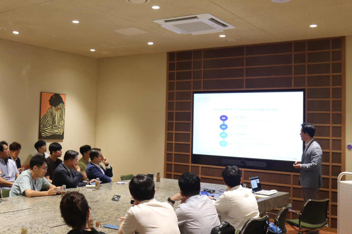 ▲이지스자산운용은 최근 서울 성동 팩토리얼 성수에서 ‘2025년 PMC 안전보건협의회’를 개최했다고 21일 밝혔다. (사진=이지스자산운용)