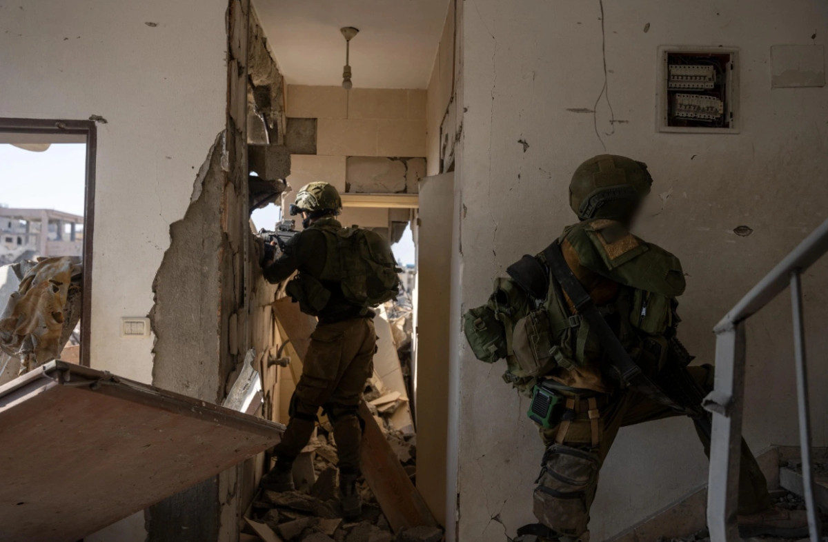 ▲가자지구 도심 시가전에 나선 IDF 지상군. (출처 이스라엘방위군)