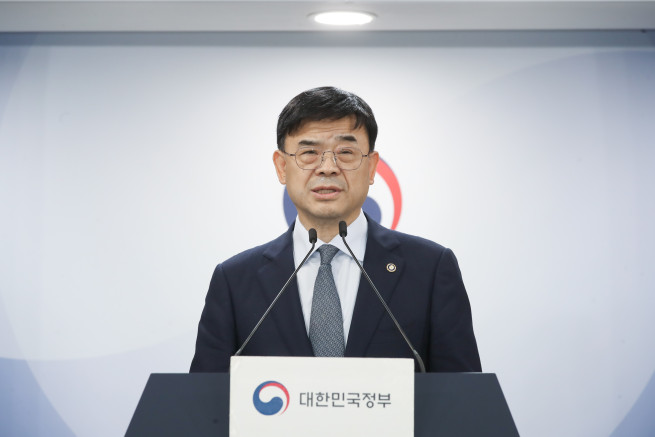 ▲이상경 국토교통부 제1차관이 21일 열린 합동브리핑에서 발표하고 있다. (사진제공=국토교통부)