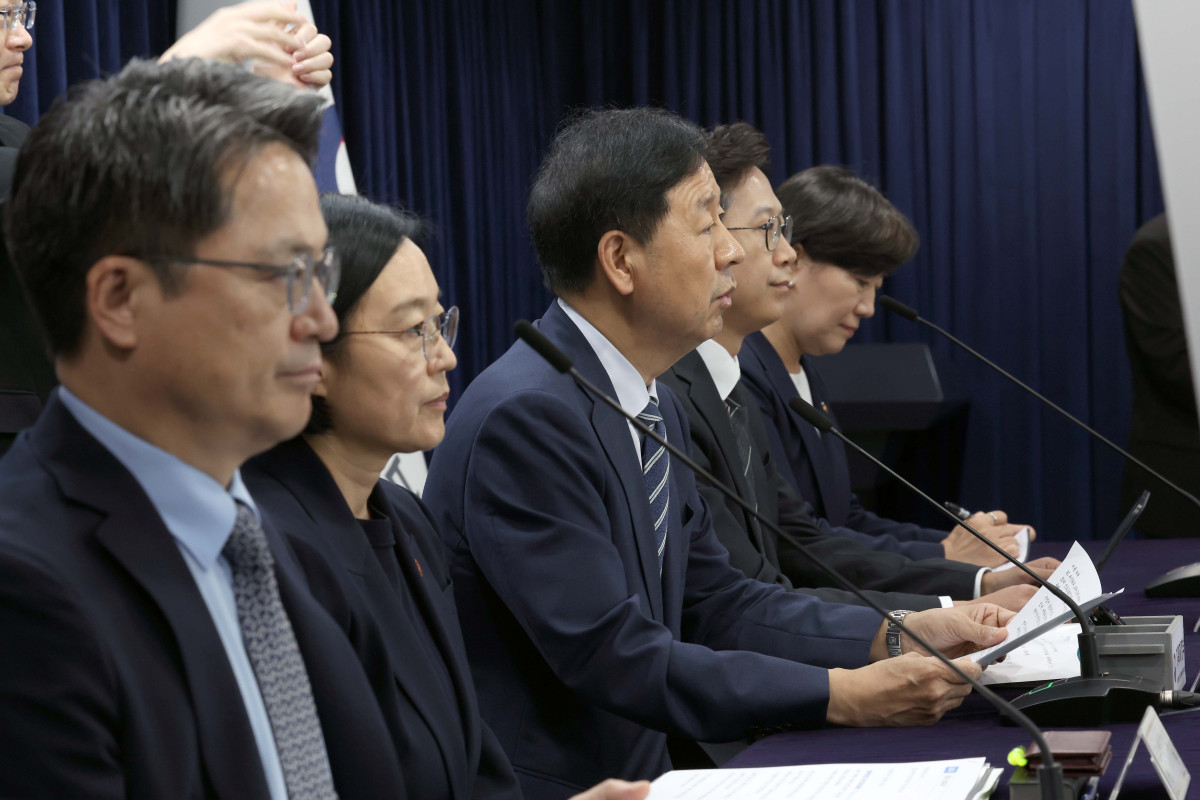 ▲구윤철 부총리 겸 기획재정부 장관이 22일 서울 종로구 정부서울청사에서 열린 새정부 경제성장전략 관계부처 합동 브리핑에서 발언하고 있다. 신태현 기자 holjjak@