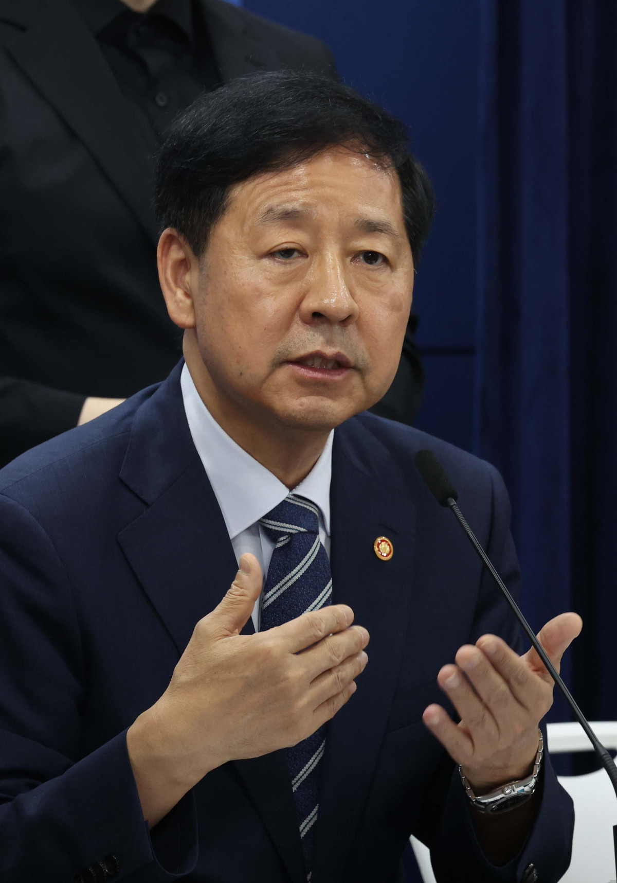 ▲구윤철 부총리 겸 기획재정부 장관이 22일 서울 종로구 정부서울청사에서 열린 새정부 경제성장전략 관계부처 합동 브리핑에서 발언하고 있다. 신태현 기자 holjjak@