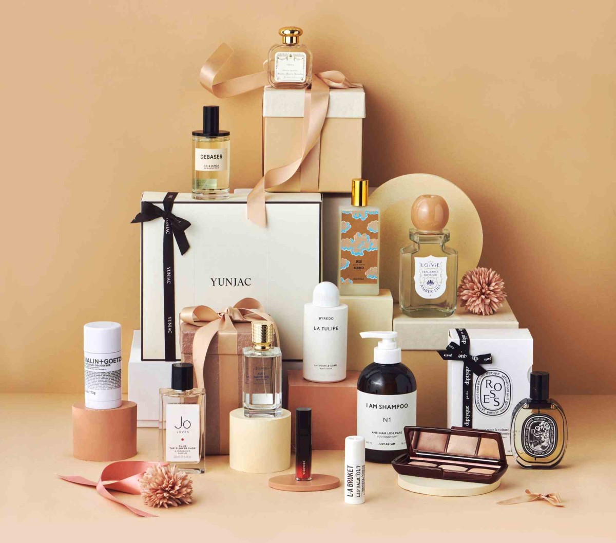 ▲니치 향수 등 스몰 럭셔리 대표 상품들 (사진제공=신세계인터내셔날)